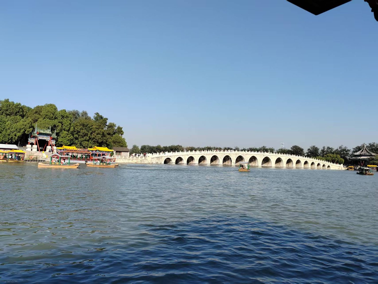 17-Arch Bridge in the summer palace is copy of Marco Polo bridge
