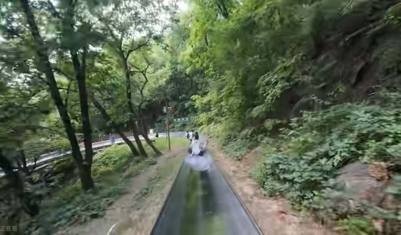Mutianyu Toboggan and Chairlift