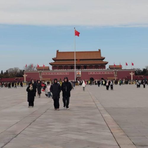 Tiananmen Square guided visit as part of a customized Beijing city tour