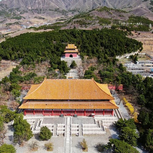 visit the Ming tombs on Beijing holiday