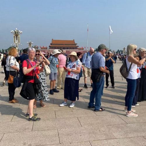 Tiananmen Square guided visit as part of a customized Beijing city tour